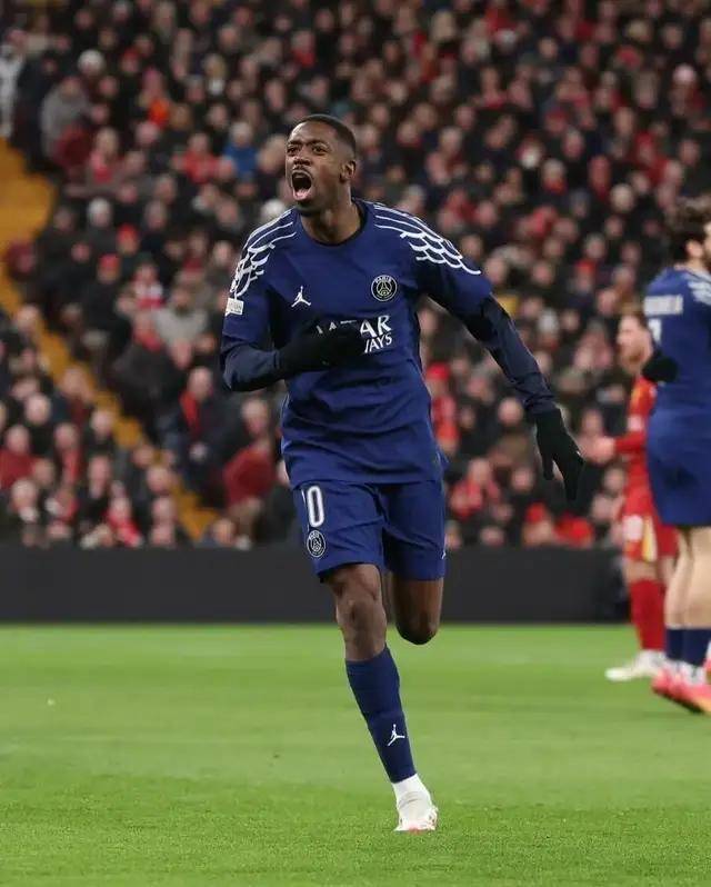 法甲-巴黎VS尼斯:自毁长城,三冠王还能卫冕吗?